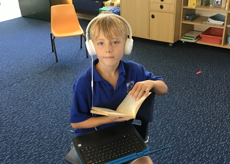 Student with personalised learning program